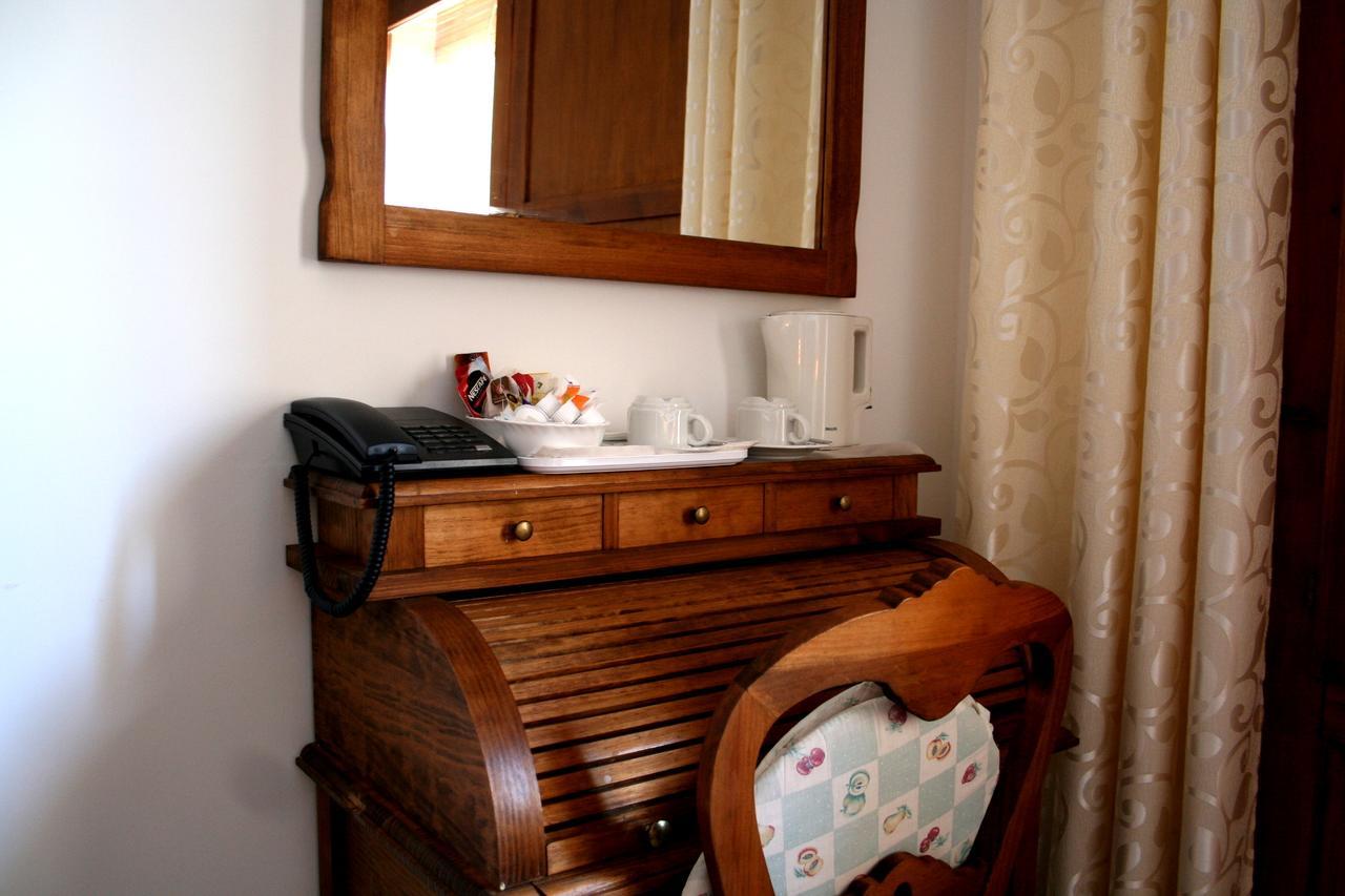 Podiumberg Hotel Quatretondeta Bagian luar foto