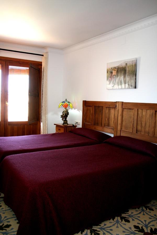Podiumberg Hotel Quatretondeta Bagian luar foto